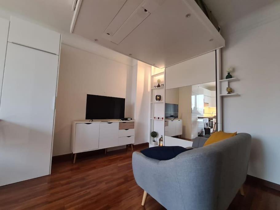 Studio A 2 Pas De La Gare Sartrouville Exteriér fotografie