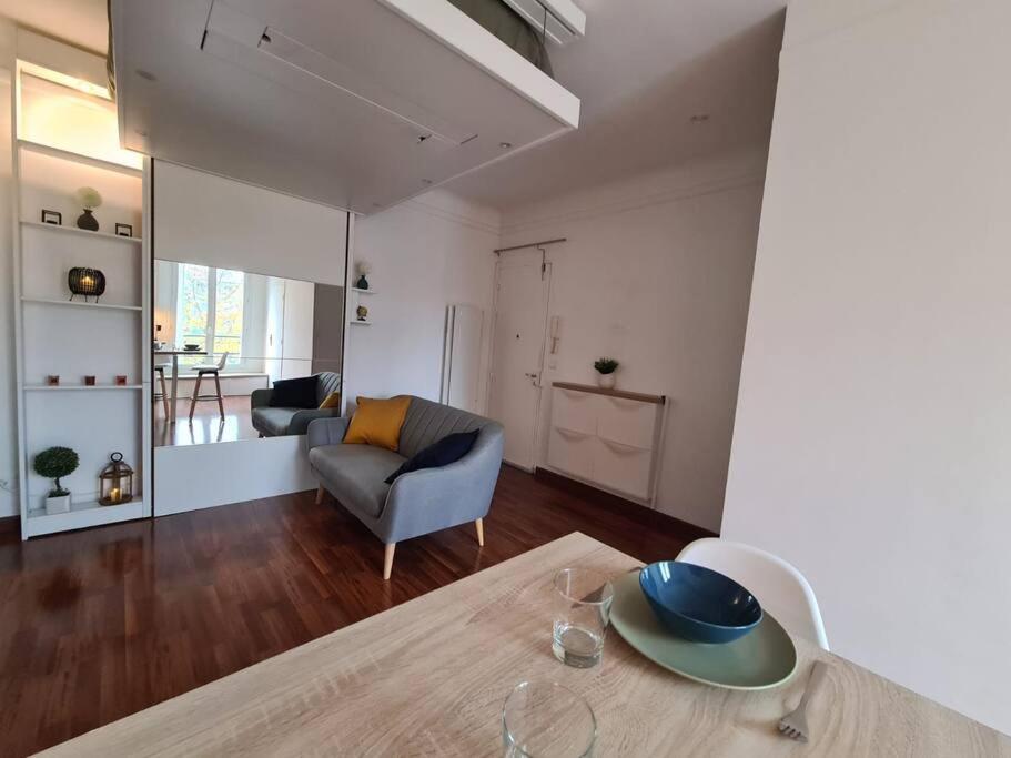 Studio A 2 Pas De La Gare Sartrouville Exteriér fotografie